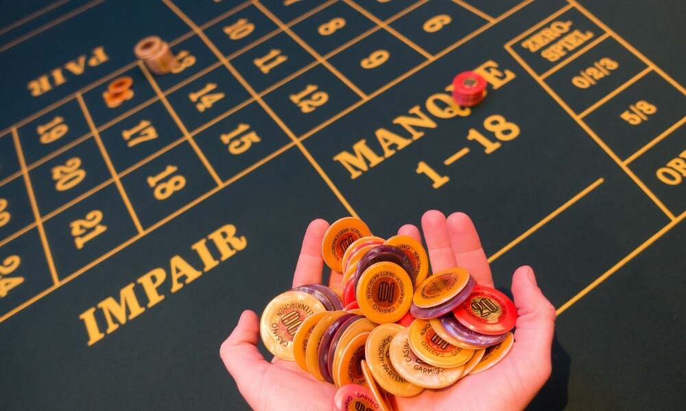 Varation Roulette Strategies in Online Roulette Game